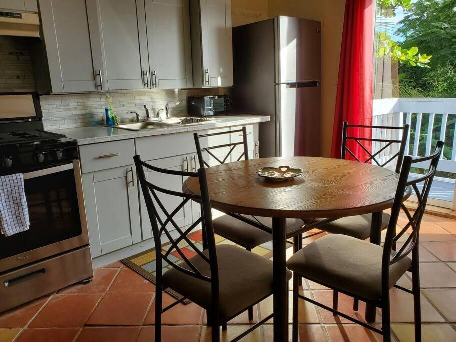 The Cottage At Villa Indigo Charlotte Amalie Luaran gambar